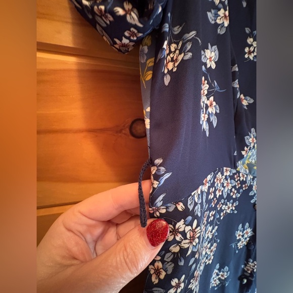 Nanette Lepore Dress NWT women’s size 6 (missing fabric belt). - Picture 4 of 9